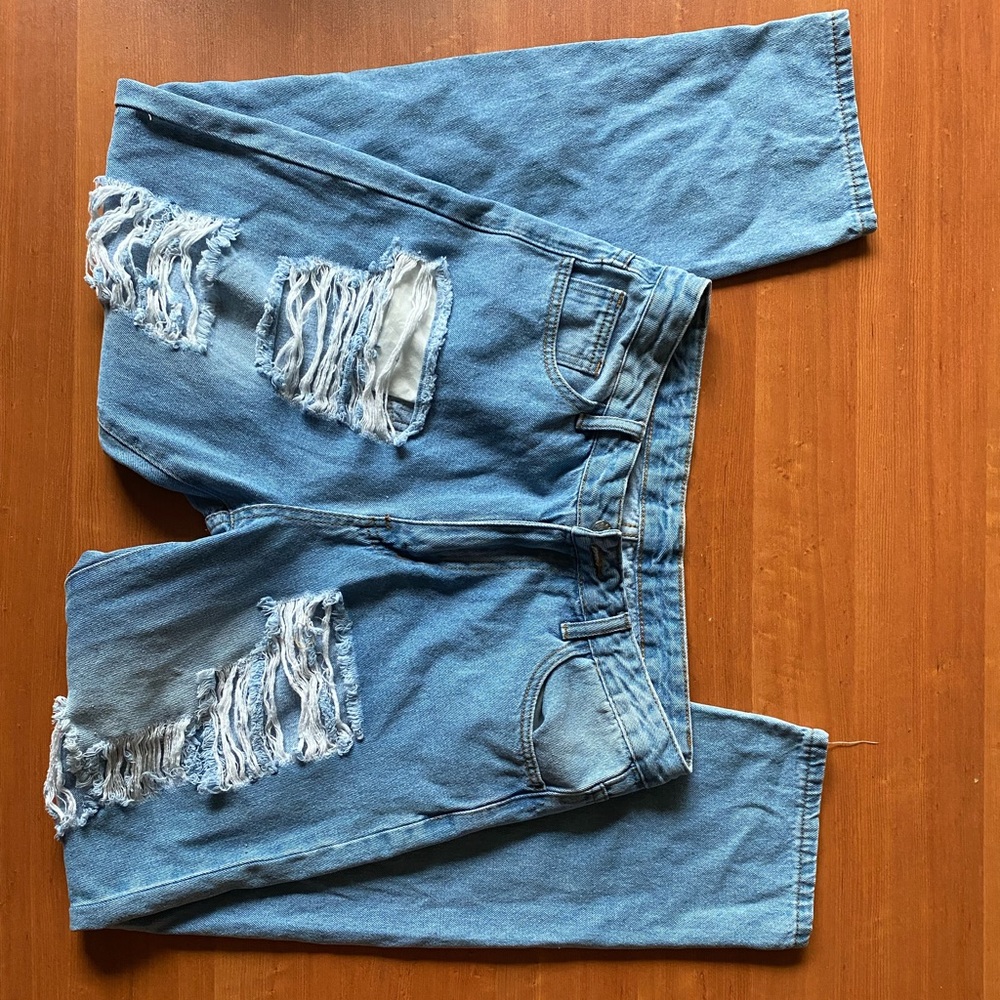 Blue baggy jean!